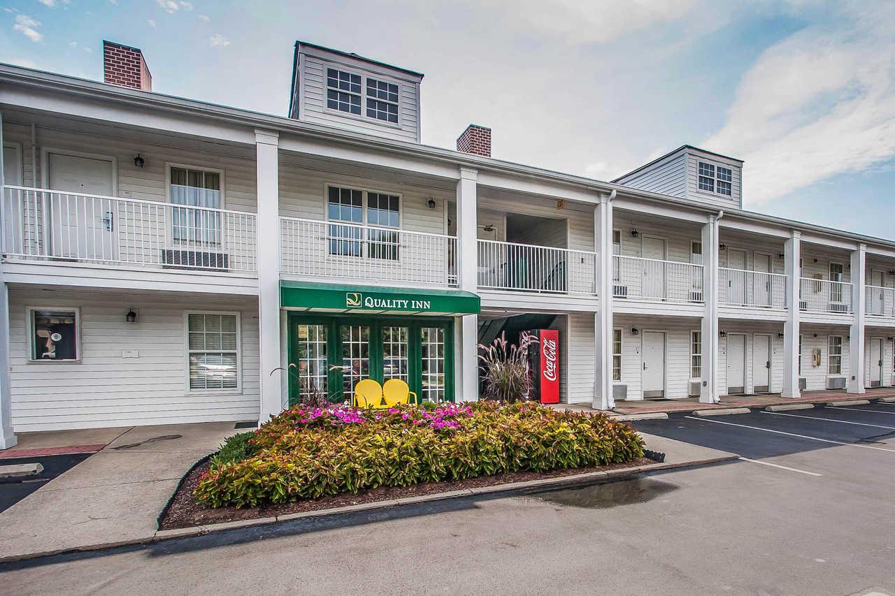 Quality Inn Gallatin-Nashville Metro Exterior photo